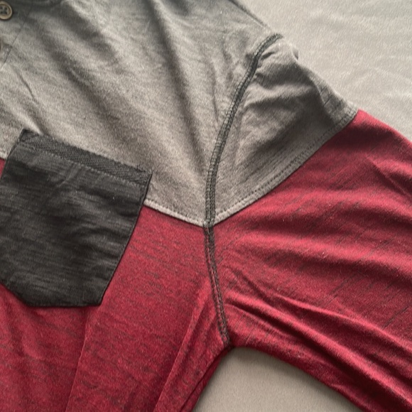 Men’s Small Long Sleeve T-Shirt - Picture 3 of 11